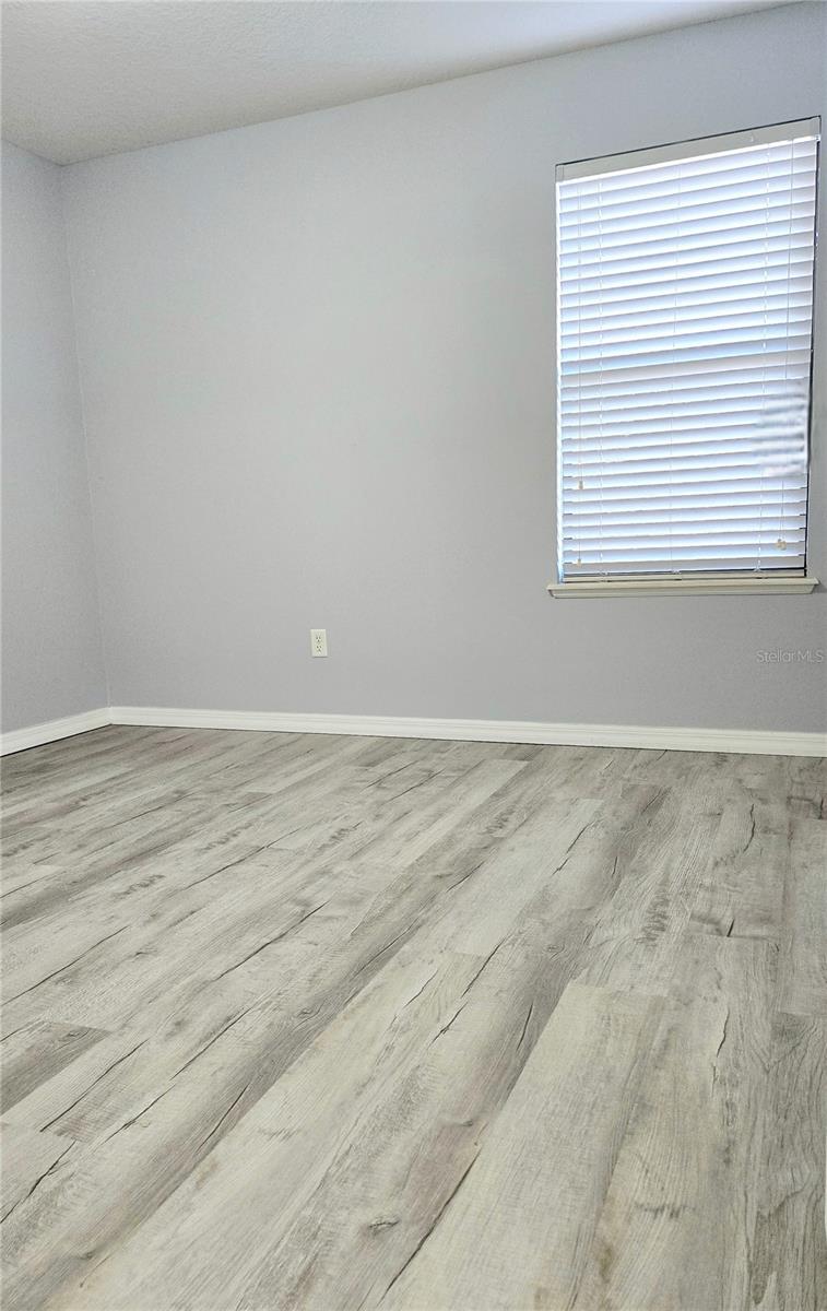 WINDSOR LAKE TWNHMS EAST - Residential Lease