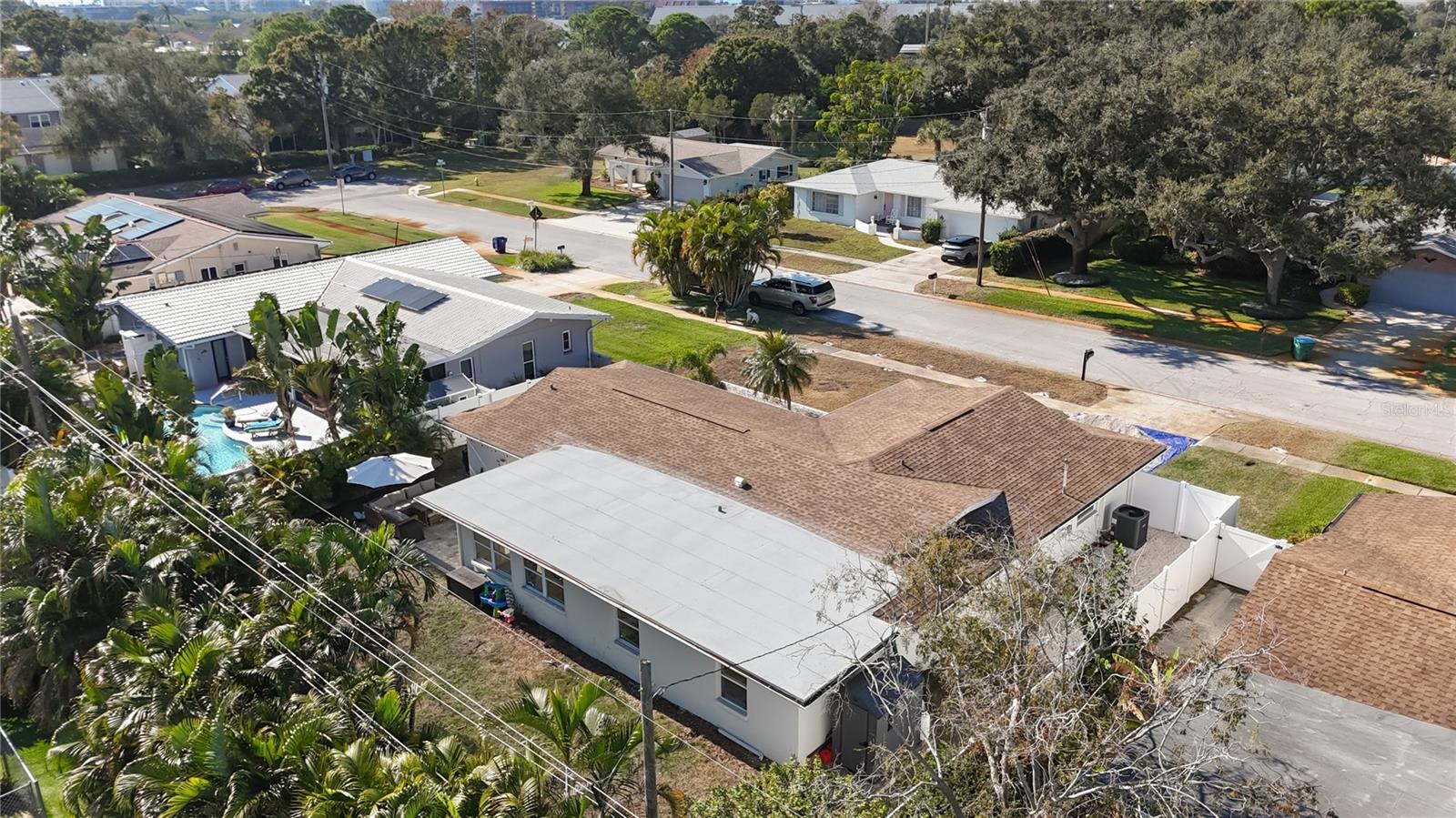 YACHT CLUB ESTATES - Residential