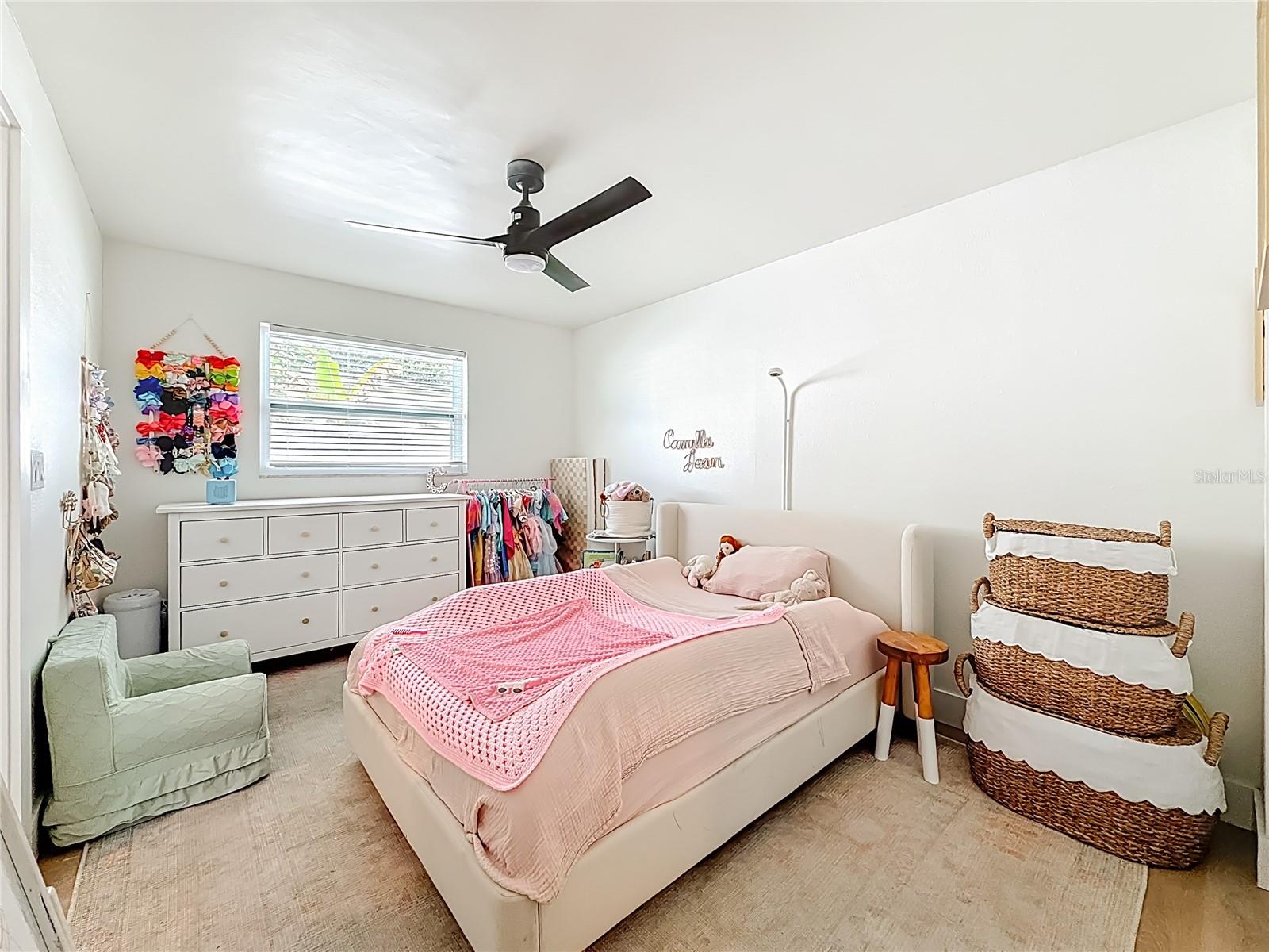 YACHT CLUB ESTATES - Residential