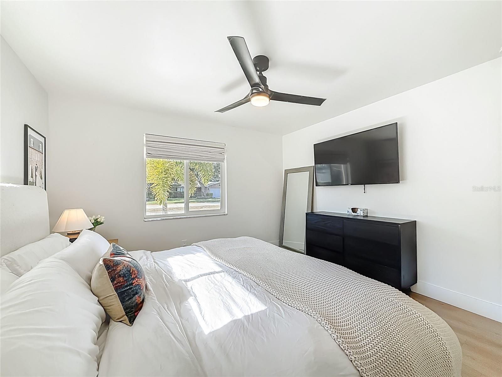 YACHT CLUB ESTATES - Residential