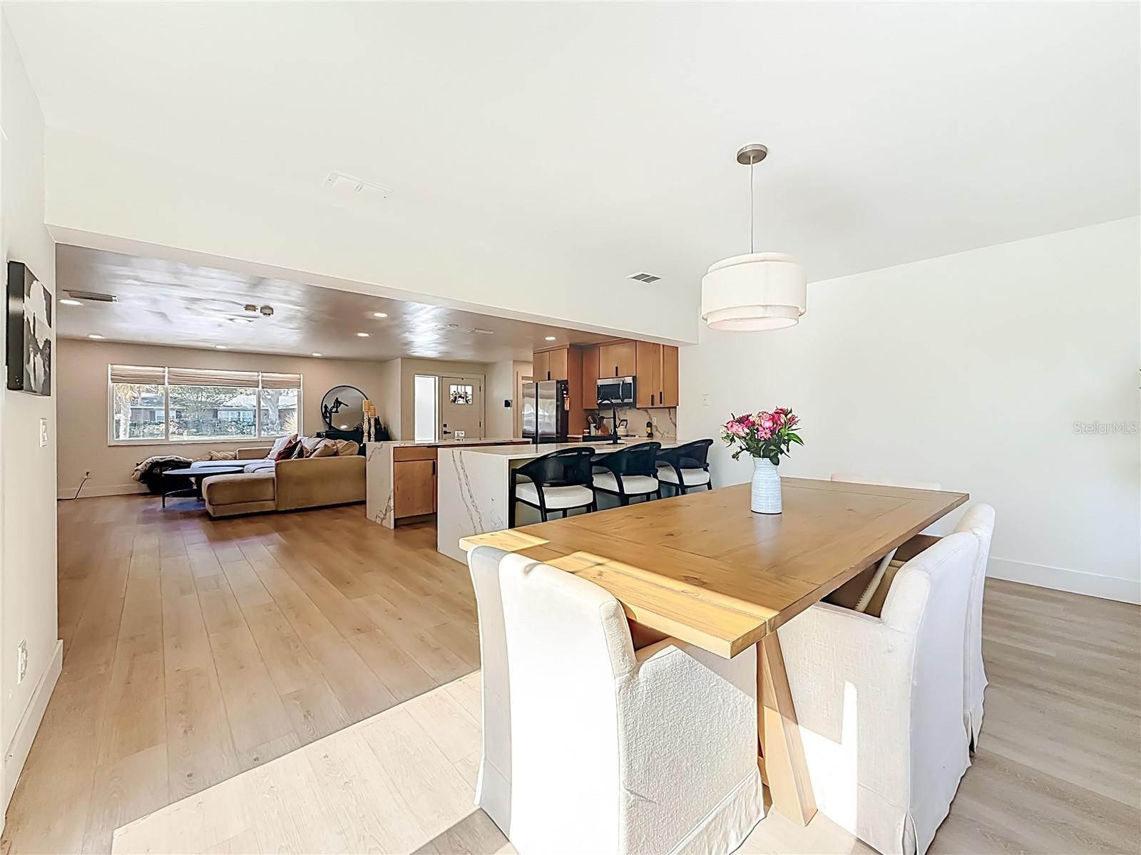 YACHT CLUB ESTATES - Residential