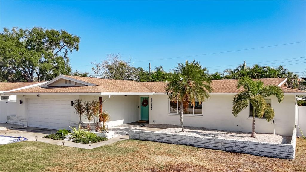 Photo of 9585 Portside Drive, Seminole, FL 33776 (MLS # TB8451046)