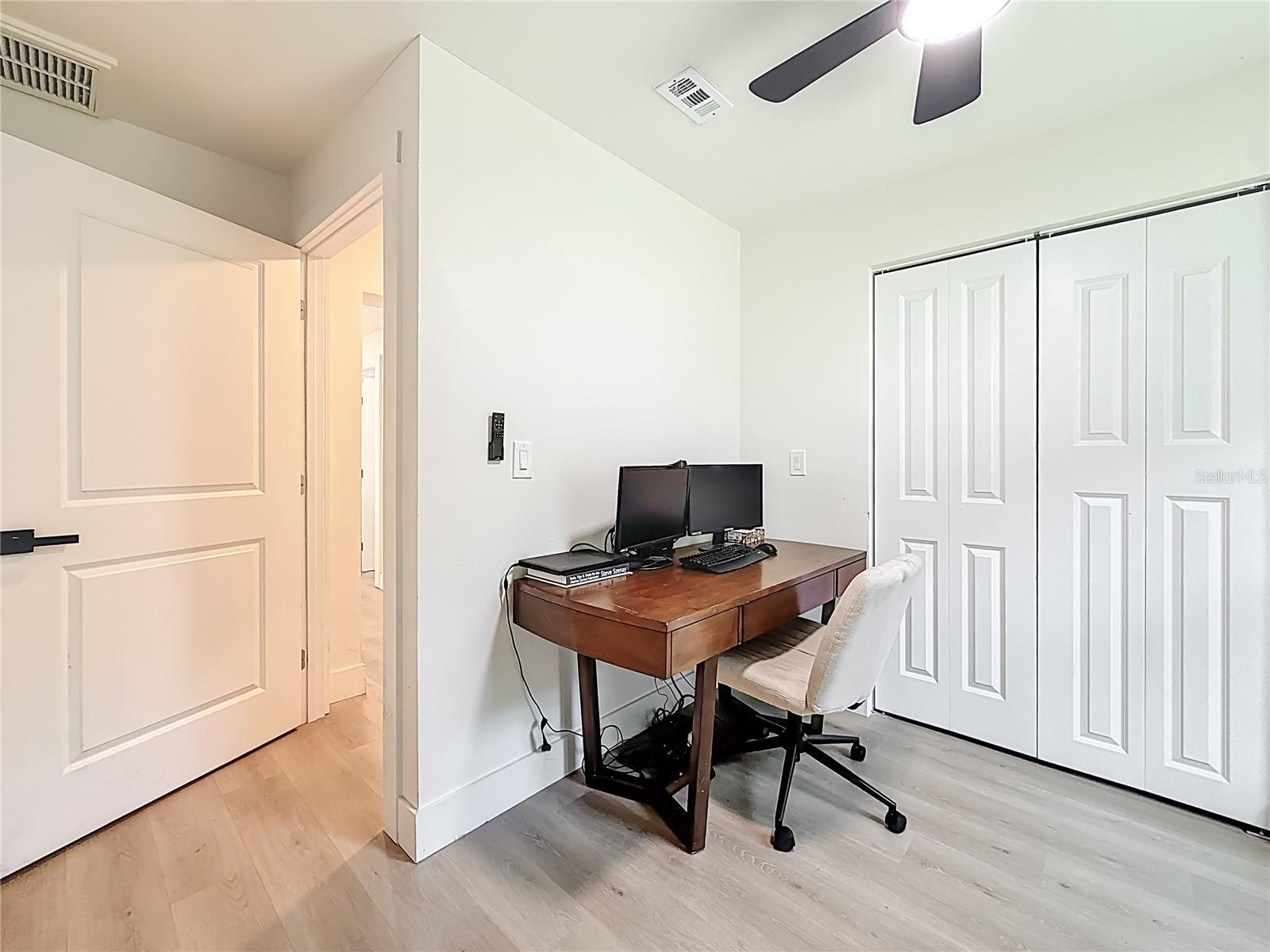 YACHT CLUB ESTATES - Residential