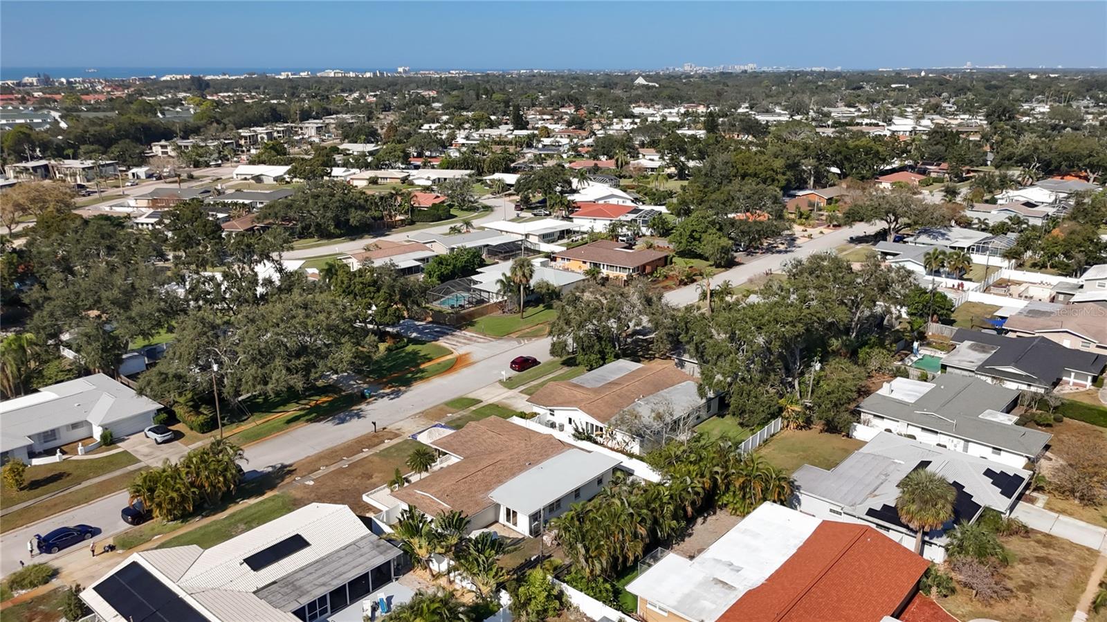 YACHT CLUB ESTATES - Residential