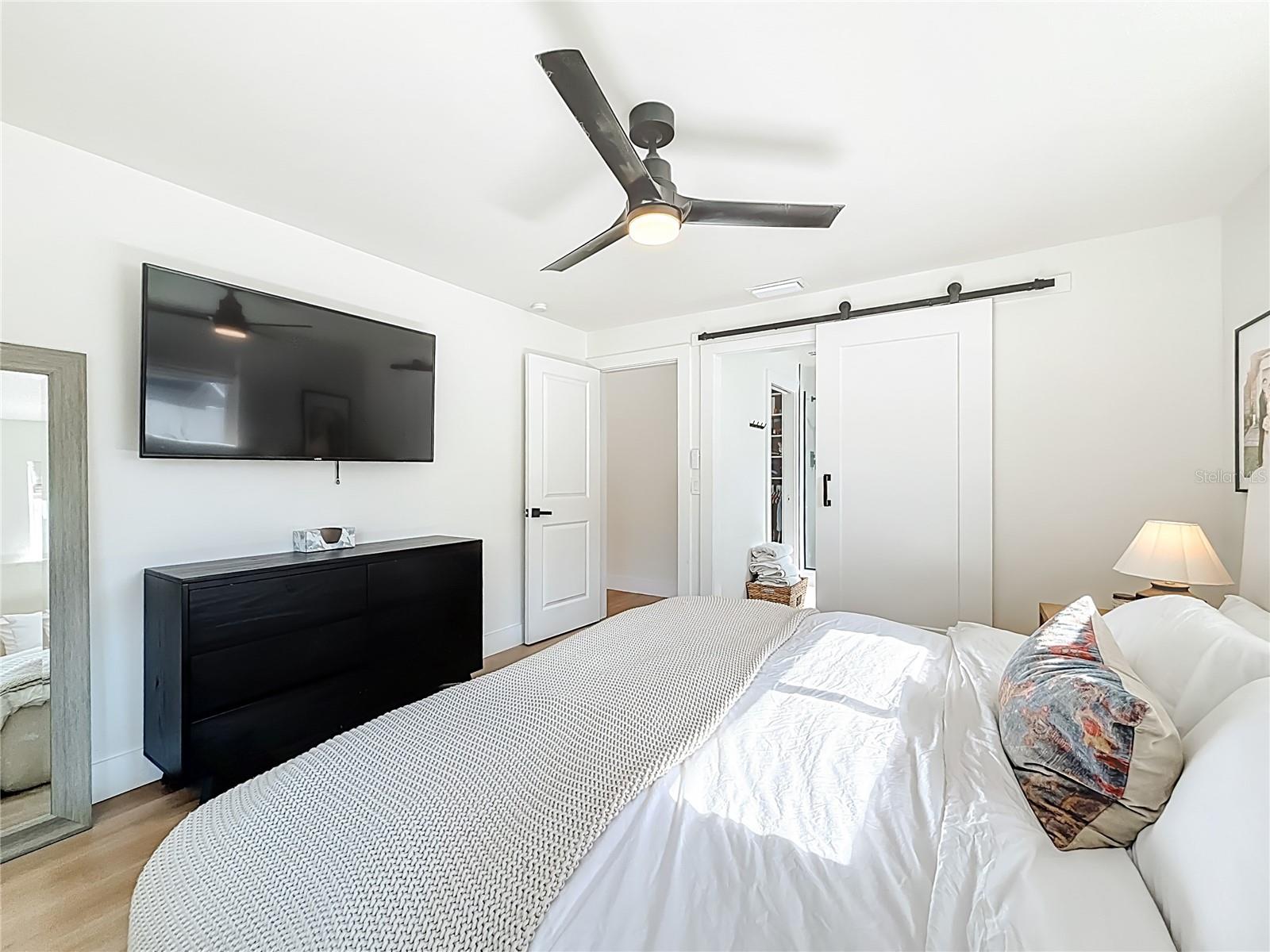 YACHT CLUB ESTATES - Residential