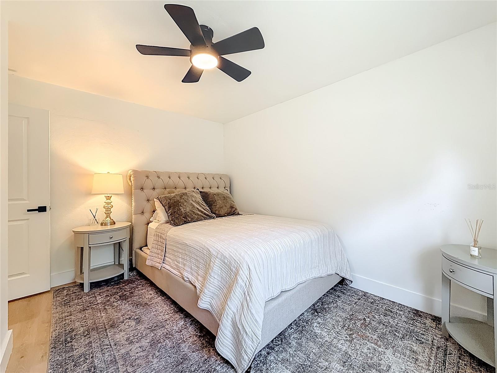 YACHT CLUB ESTATES - Residential