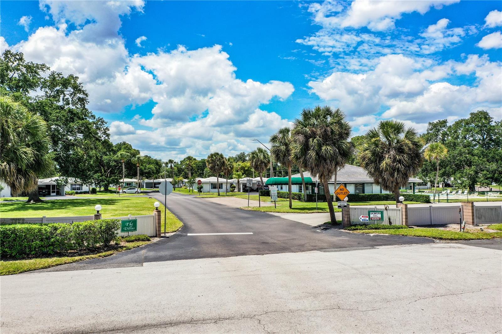 IMPERIAL SOUTHGATE VILLAS SEC 02 - Residential