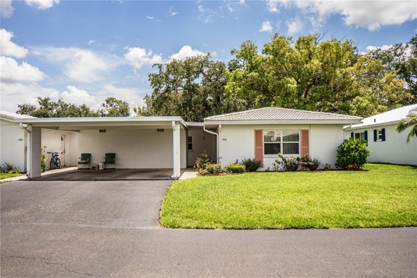 652 COTTAGE LN, LAKELAND, FL 33803 - Image 976a2b30c044f6bc6e59f73d976592f3/1394472014