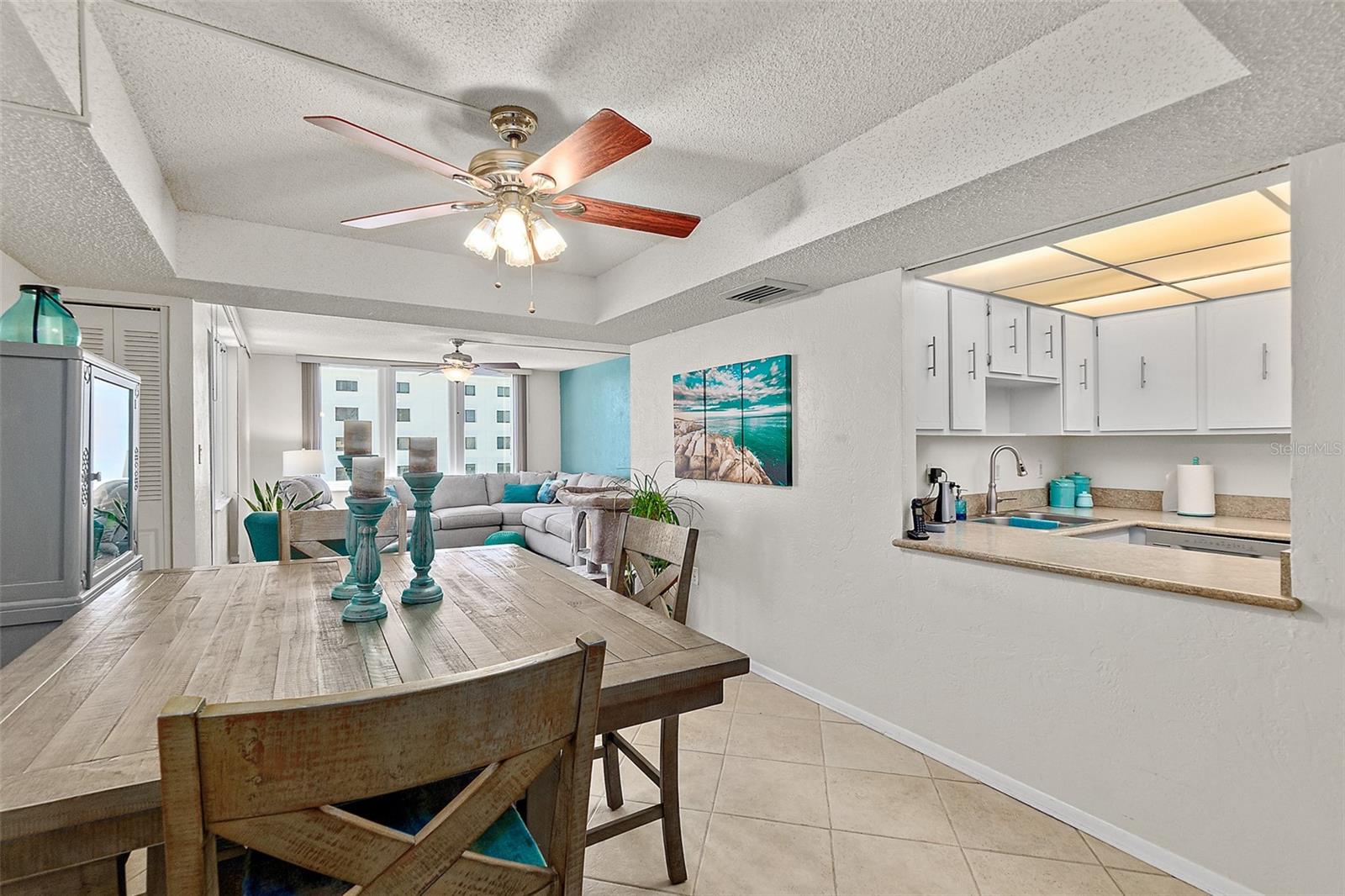 OCEANS FIVE - Residential