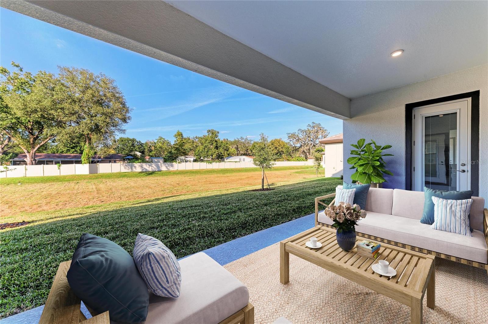 HIDDEN LAKES - Residential