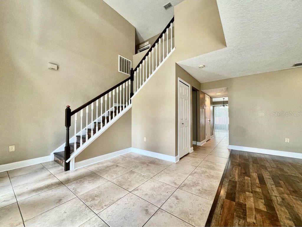 Photo of 800 Clear Brook Court, Fruitland Park, FL 34731 (MLS # G5110171)