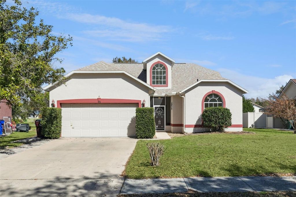 Photo of 1004 Megan Lynn Court, Saint Cloud, FL 34772 (MLS # O6383449)
