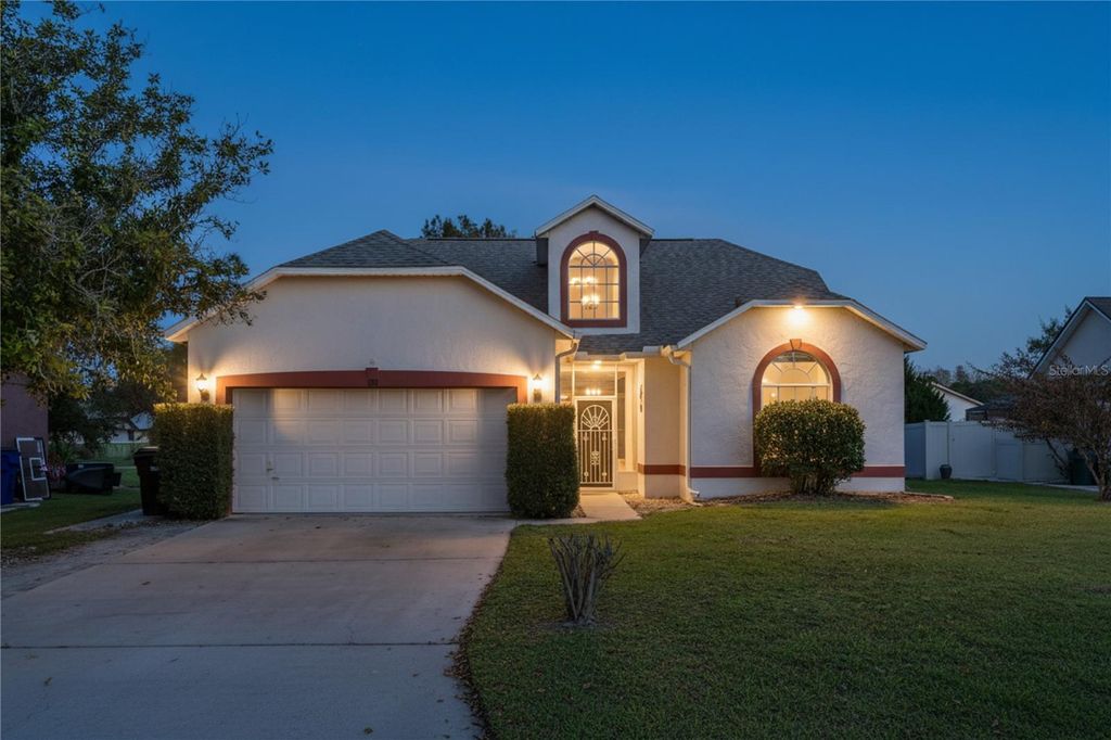Photo of 1004 Megan Lynn Court, Saint Cloud, FL 34772 (MLS # O6383449)