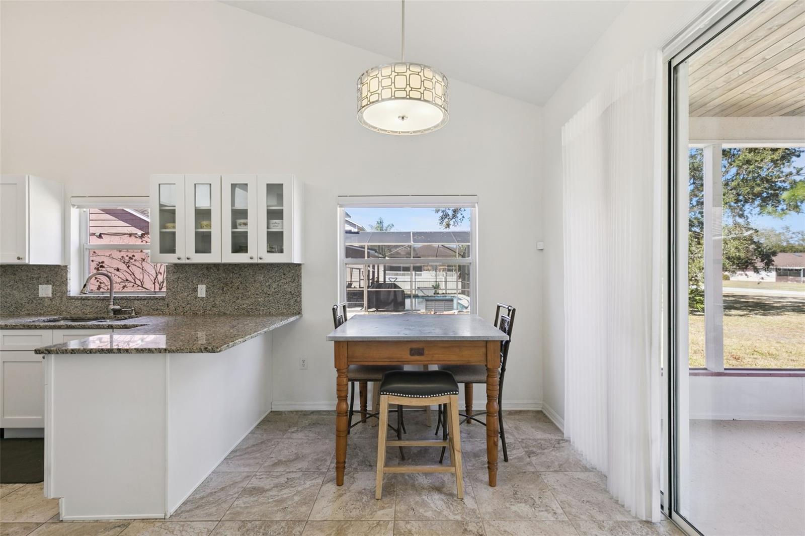 LINDSEY COVE - Residential