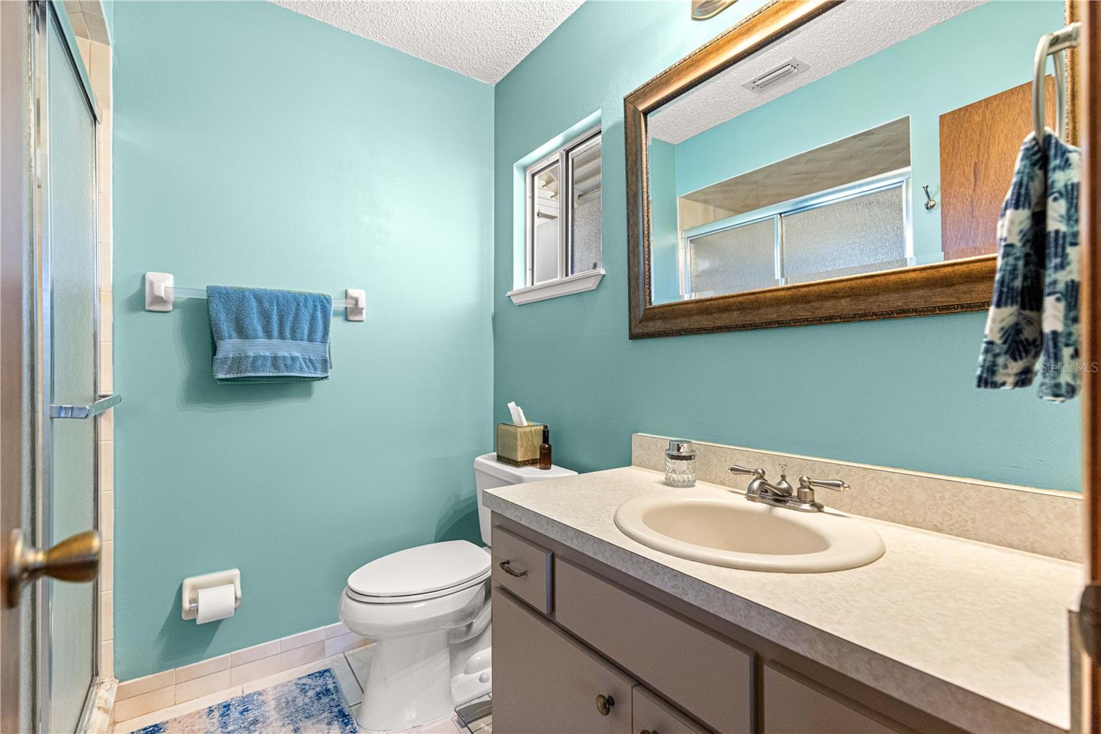 PALM CAY - Residential