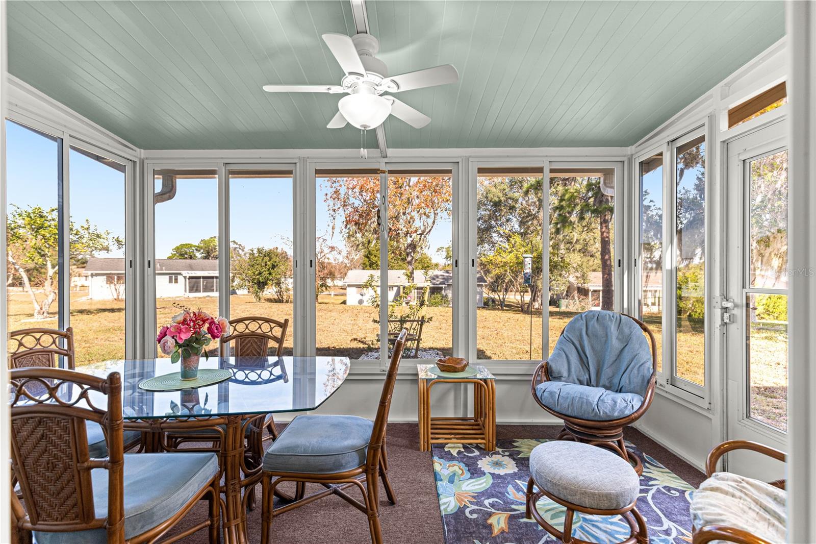 PALM CAY - Residential