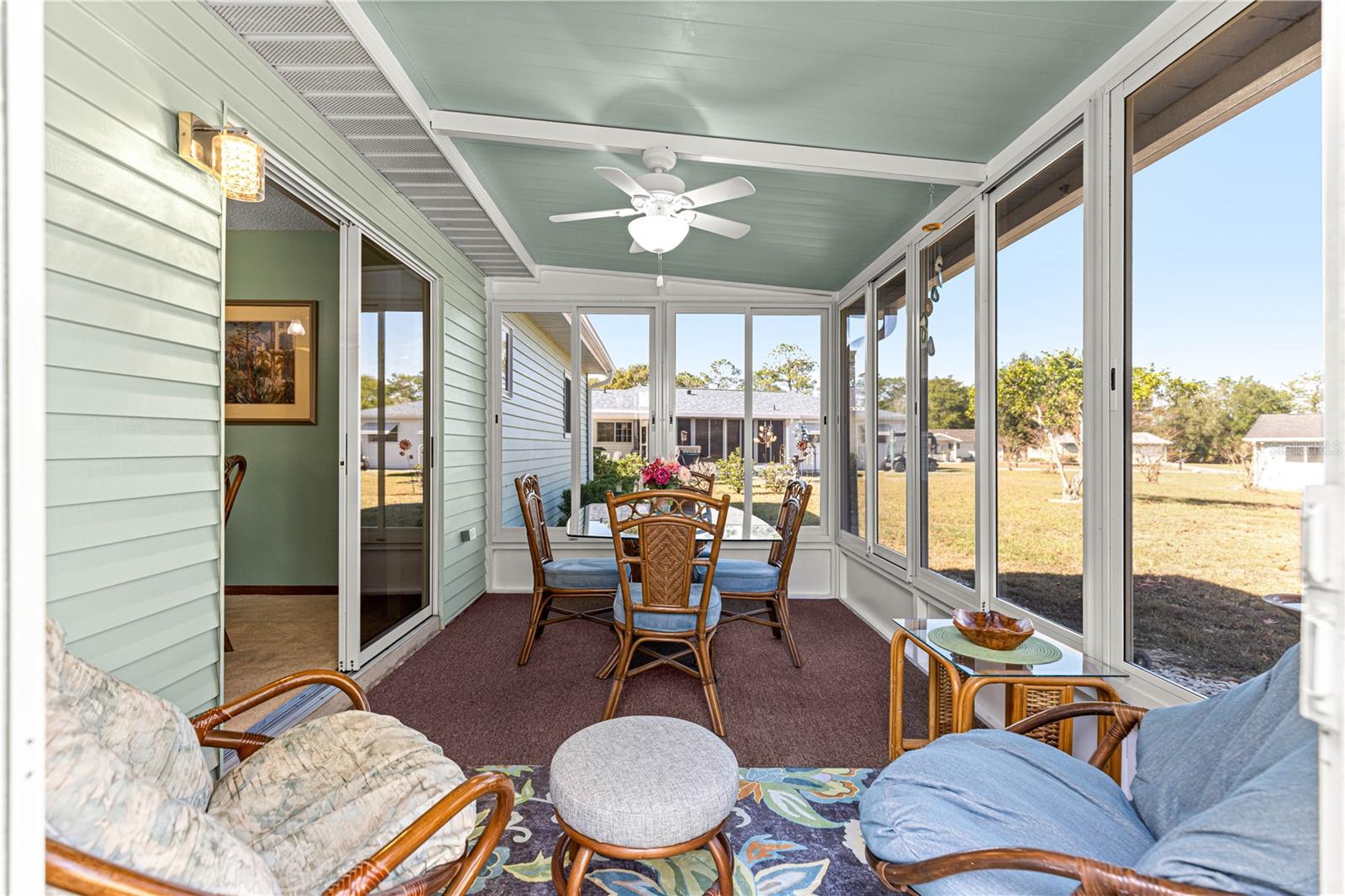 PALM CAY - Residential