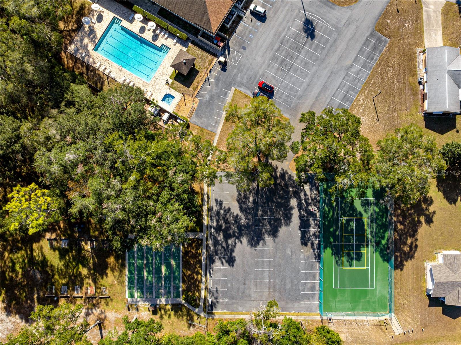 PALM CAY - Residential