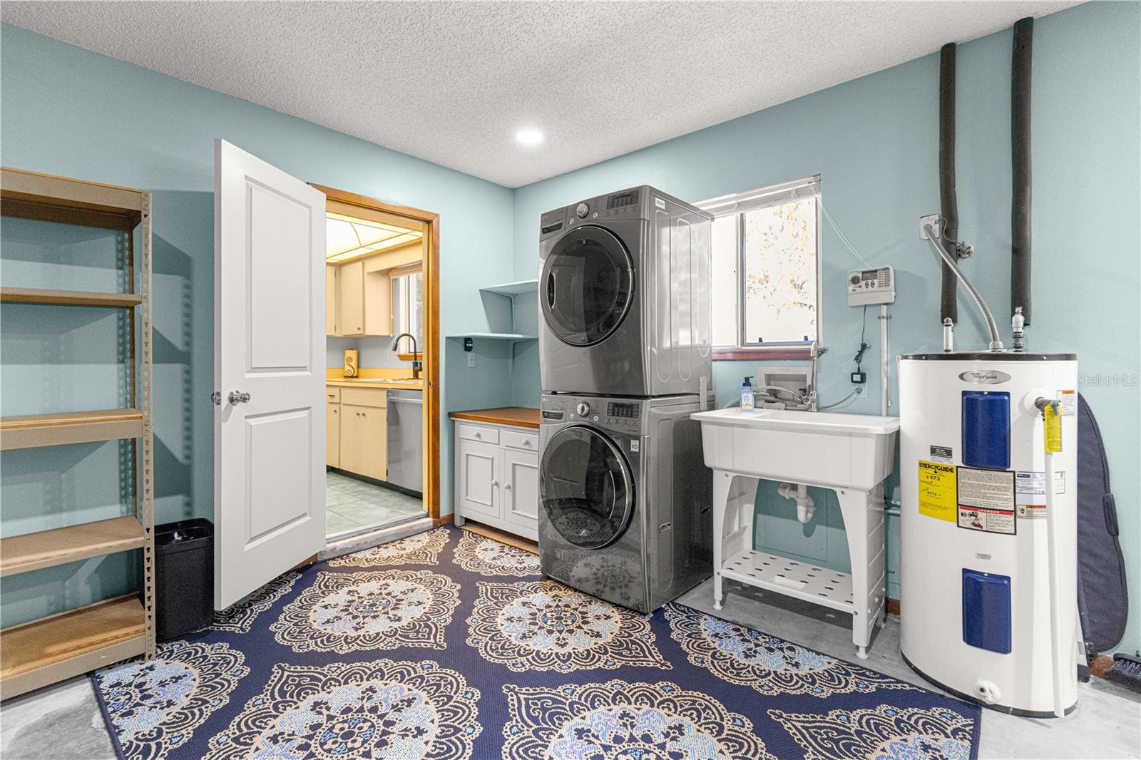 PALM CAY - Residential