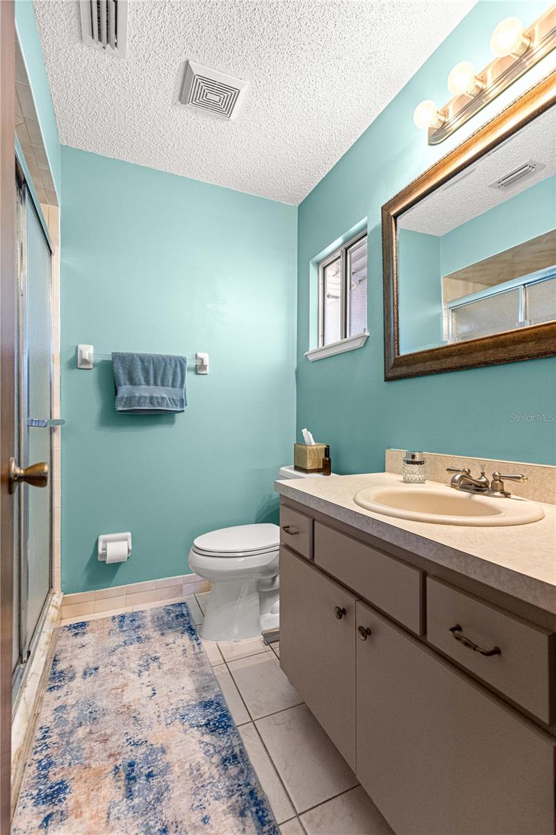 PALM CAY - Residential