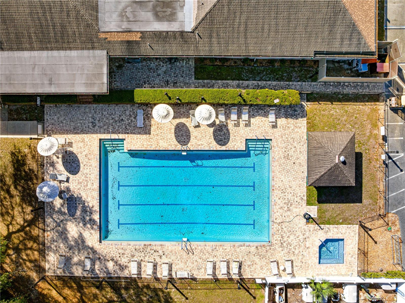 PALM CAY - Residential