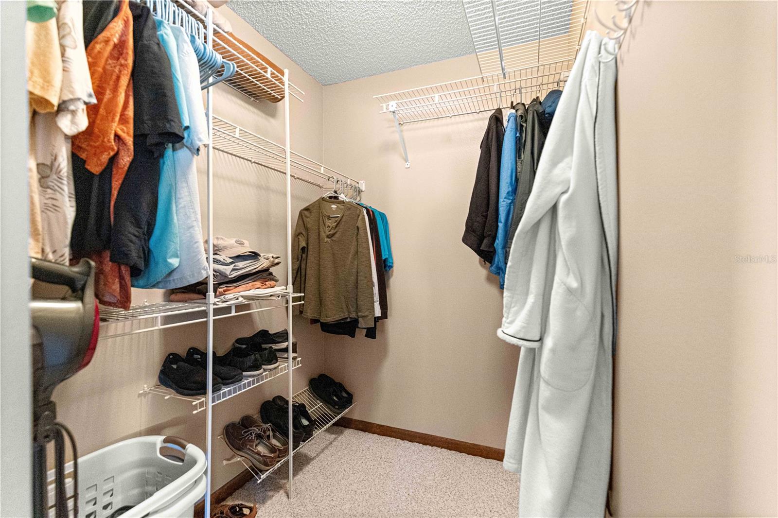 PALM CAY - Residential