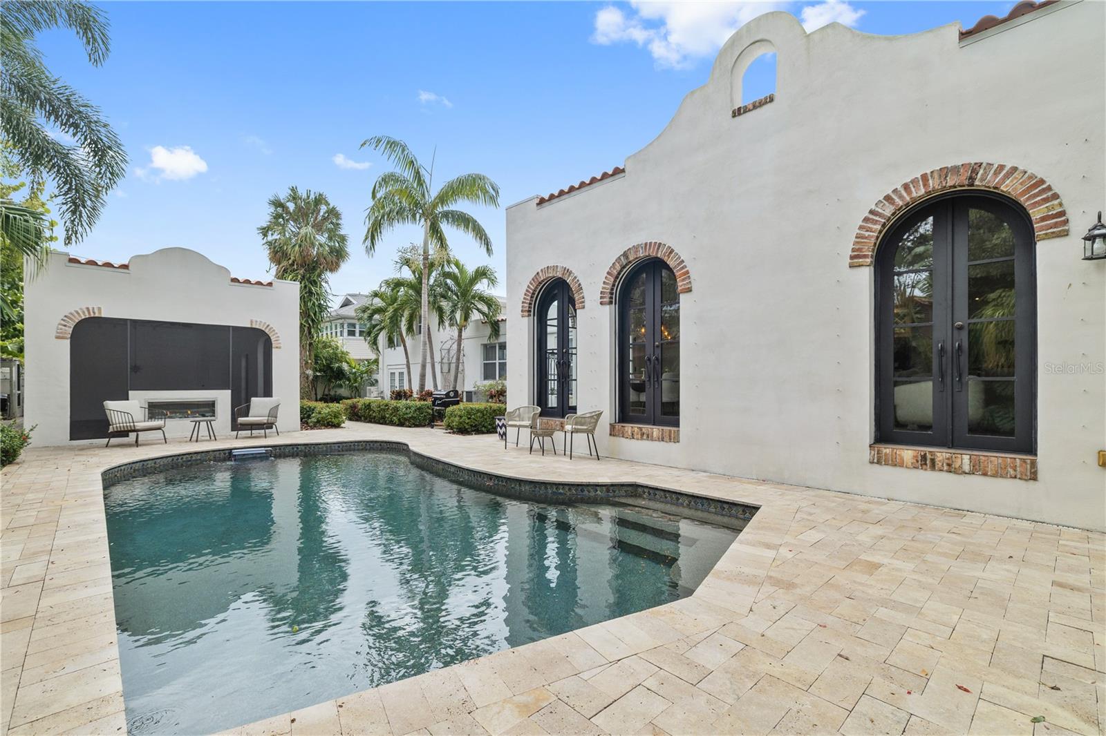 HANNAS SUB - Residential