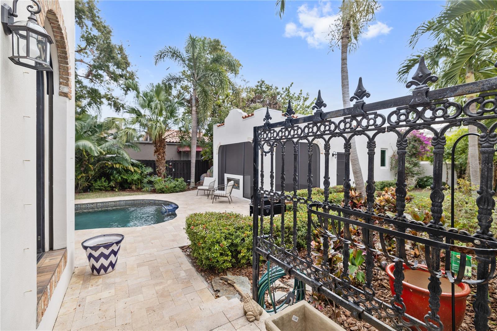 HANNAS SUB - Residential