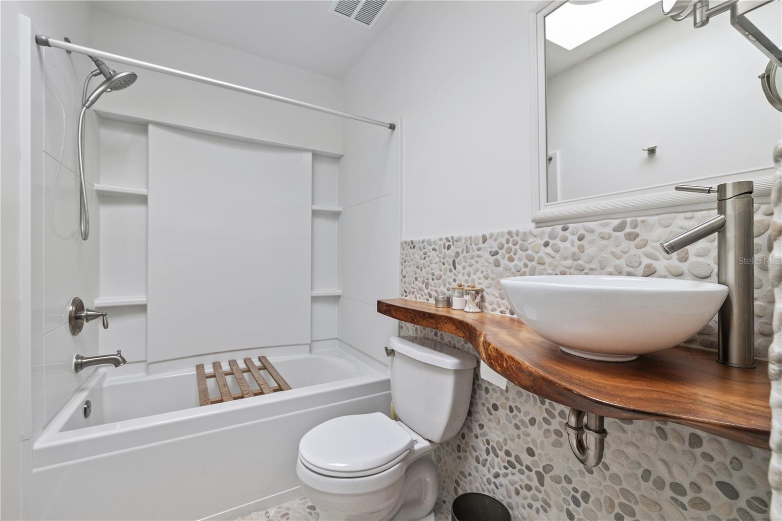 HANNAS SUB - Residential