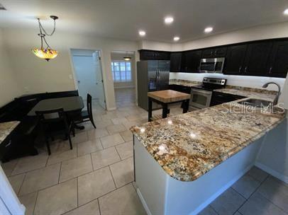 VILLAGE XIV OF CARROLLWOOD VILLAGE - Residential Lease