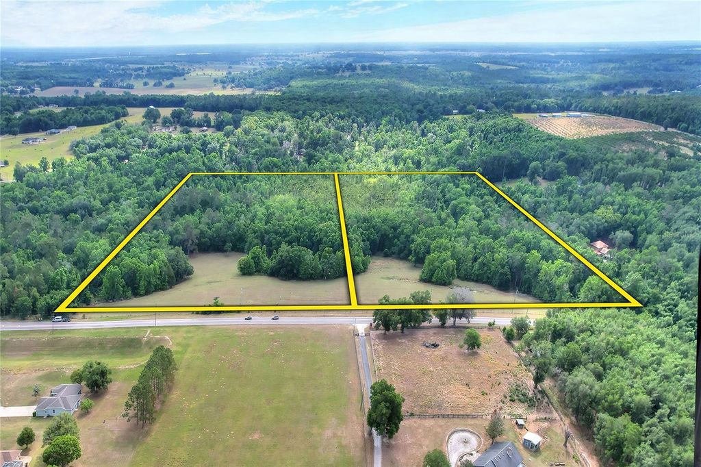 Photo of Spring Lake Highway, Brooksville, FL 34602 (MLS # TB8511187)