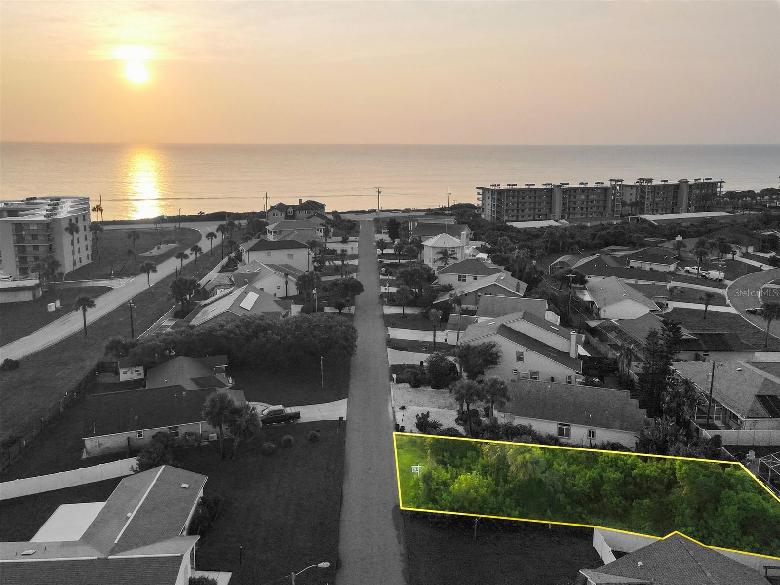 CAPISTRANO BY SEA - Land