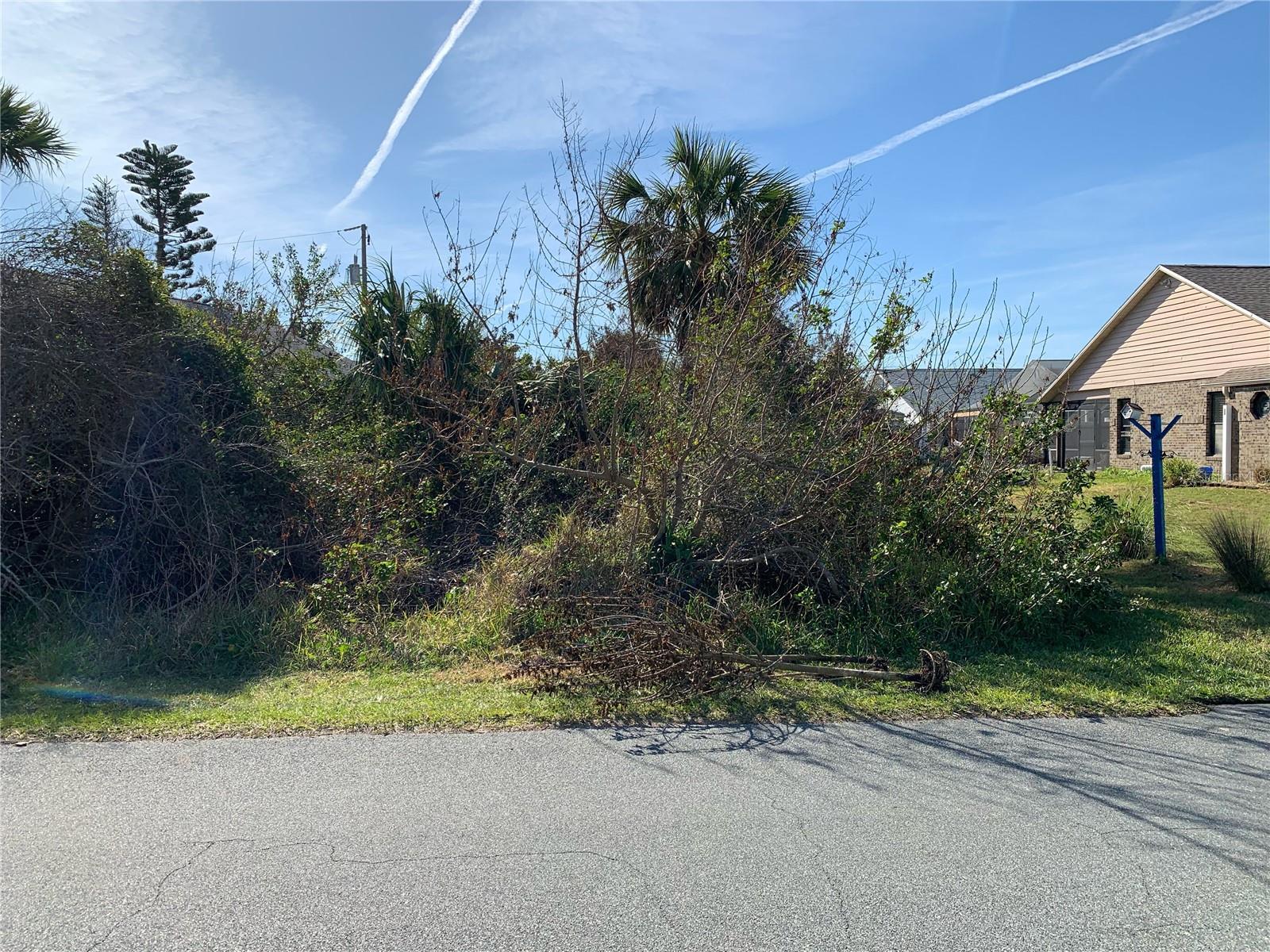 CAPISTRANO BY SEA - Land