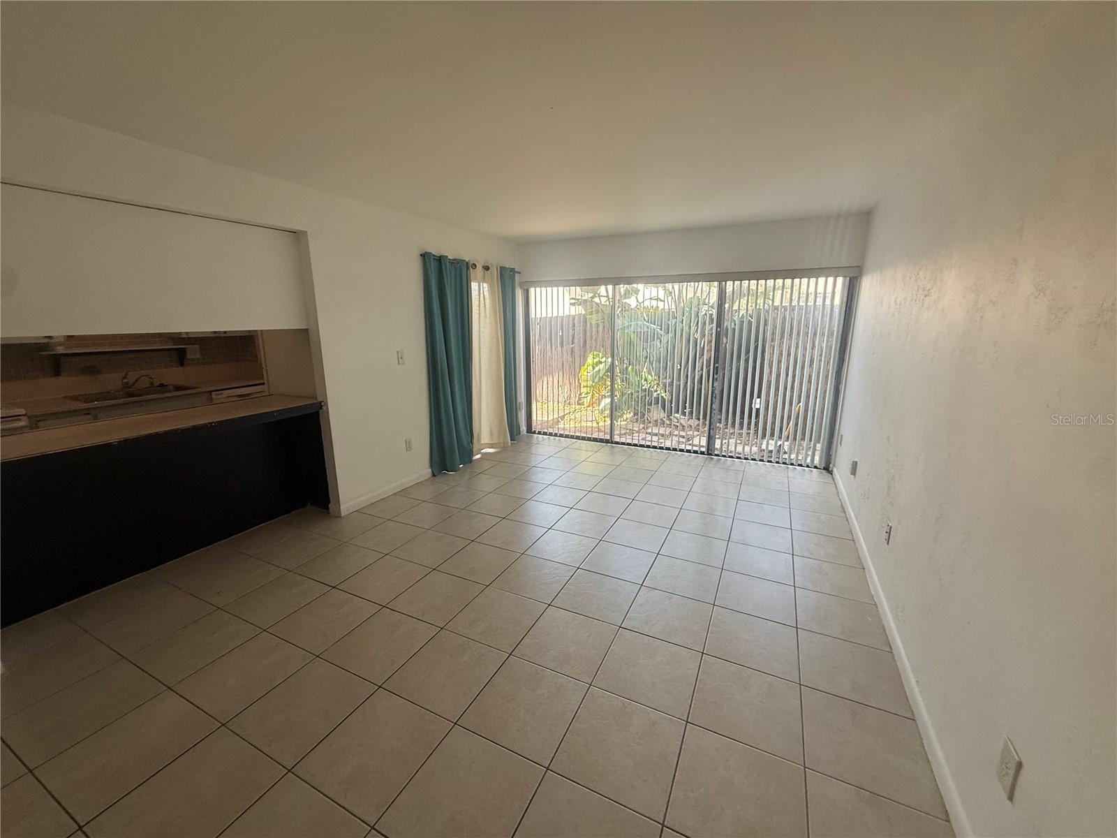 VILLAGE LAKE CONDO - Residential