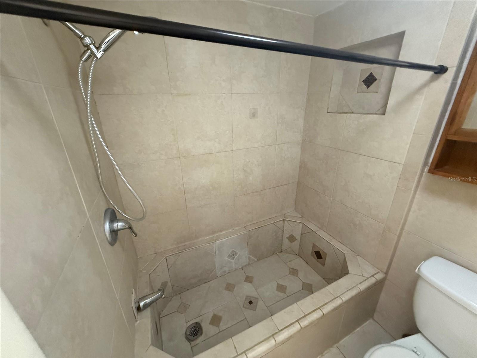 VILLAGE LAKE CONDO - Residential