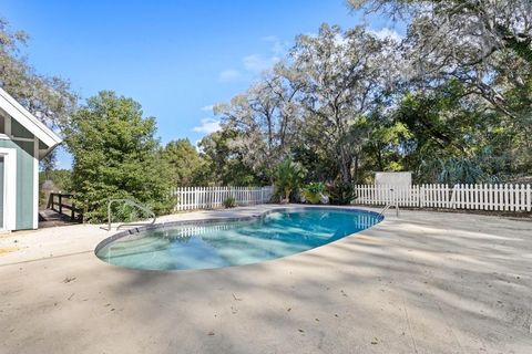 Tiny photo for 19621 Lake Lincoln Lane, Eustis, FL 32736 (MLS # O6373782)