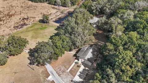 Tiny photo for 19621 Lake Lincoln Lane, Eustis, FL 32736 (MLS # O6373782)