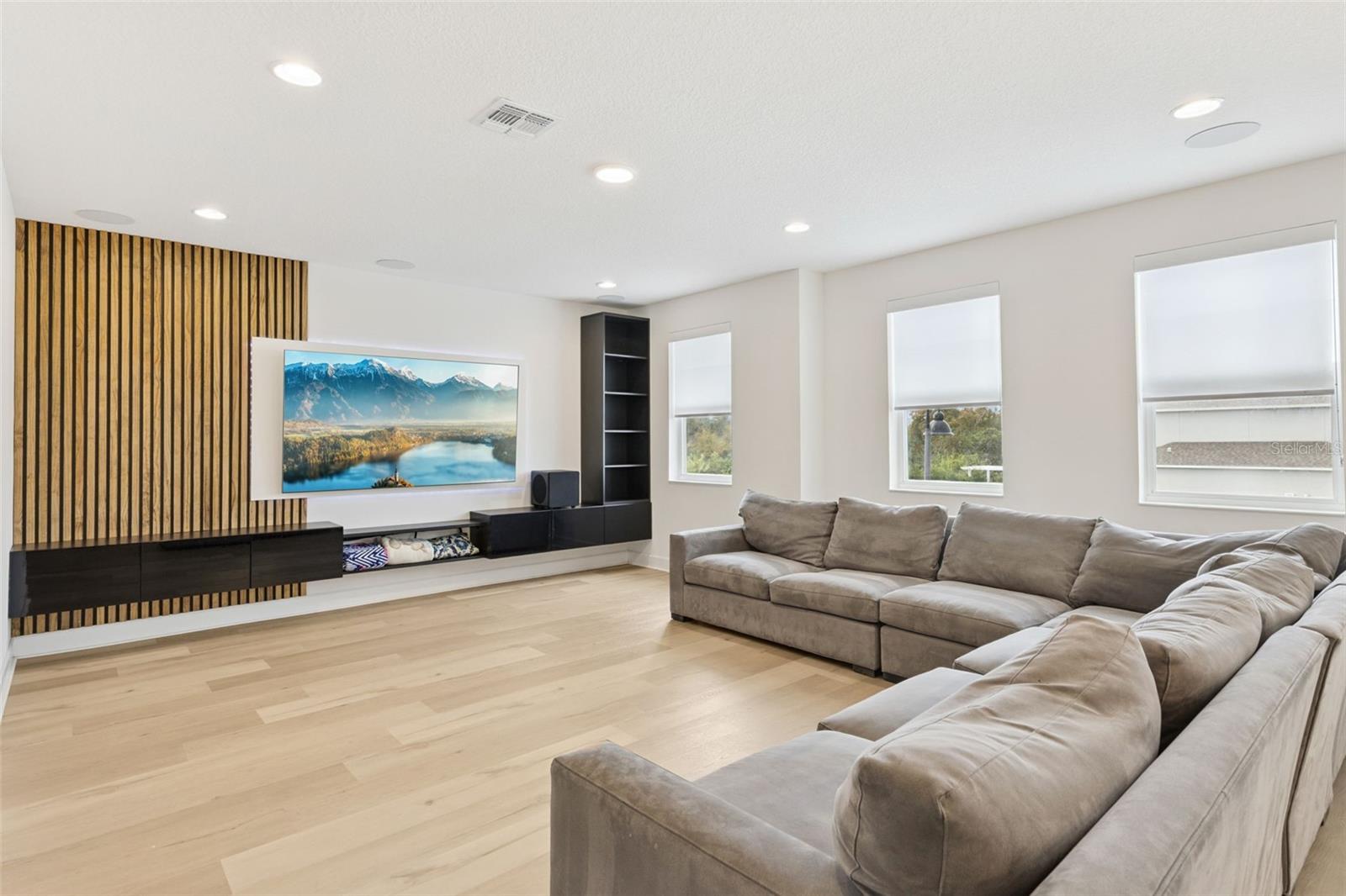 TILDEN PLACE/WINTER GARDEN - Residential