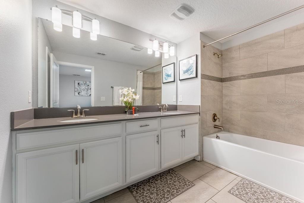 STOREY LAKE PH 3 - Residential Lease