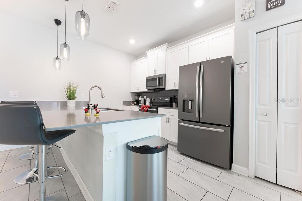 STOREY LAKE PH 3 - Residential Lease