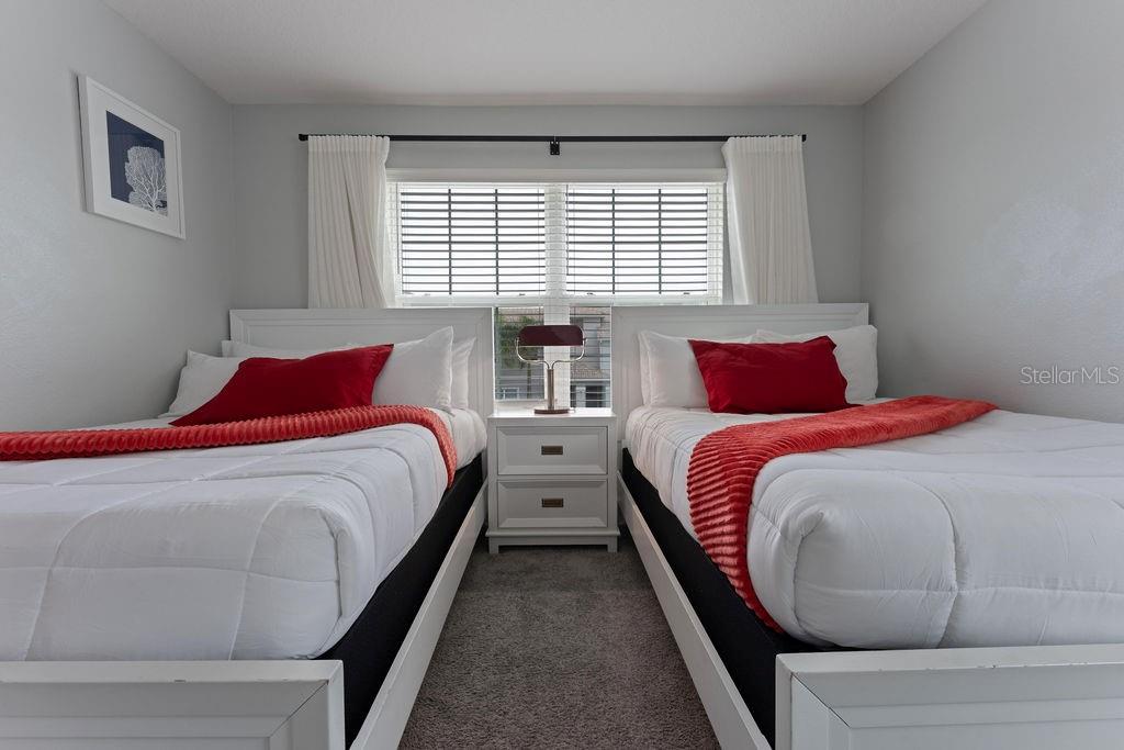 STOREY LAKE PH 3 - Residential Lease