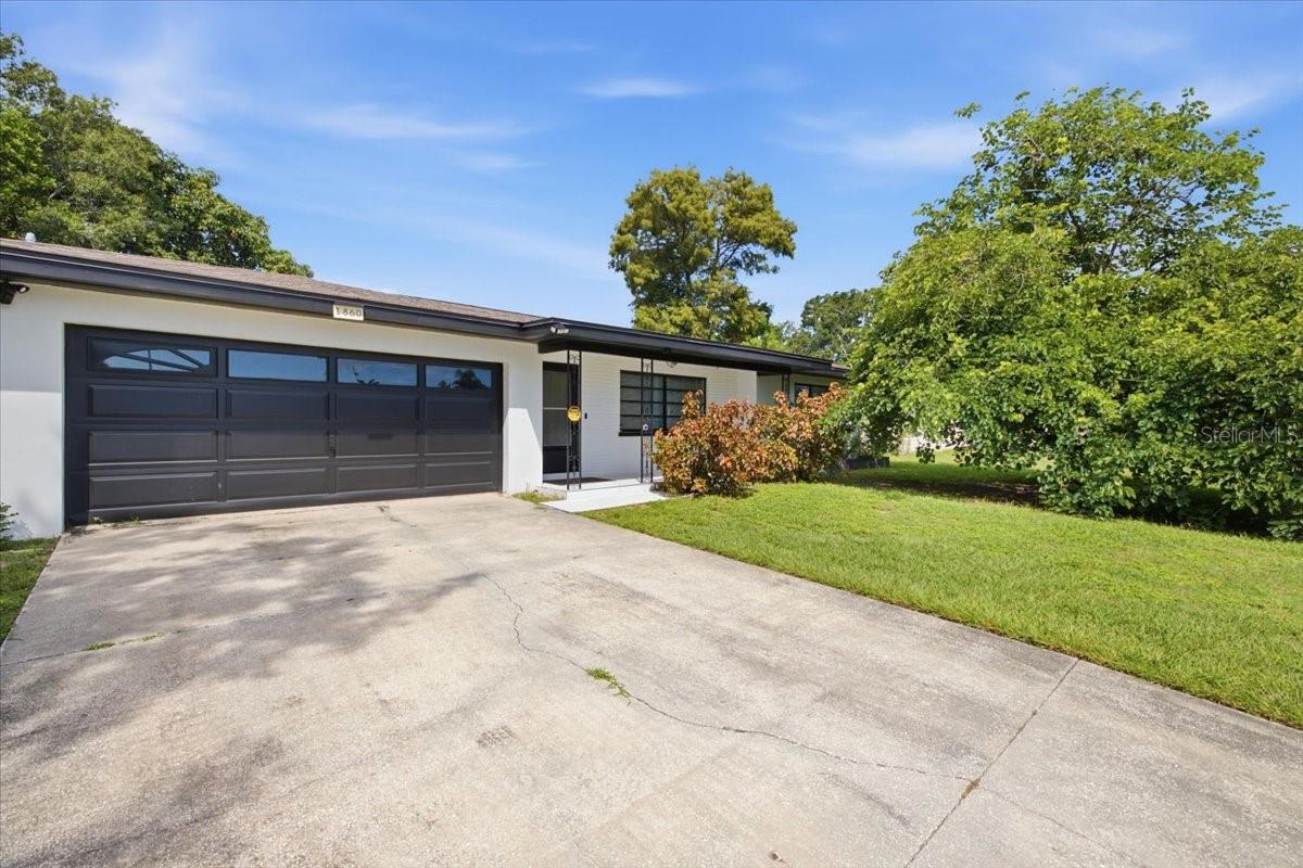 1860 ALBERTA DRIVE