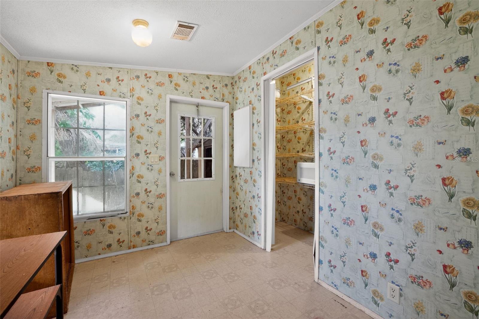 MOON LAKE ESTATES - Residential