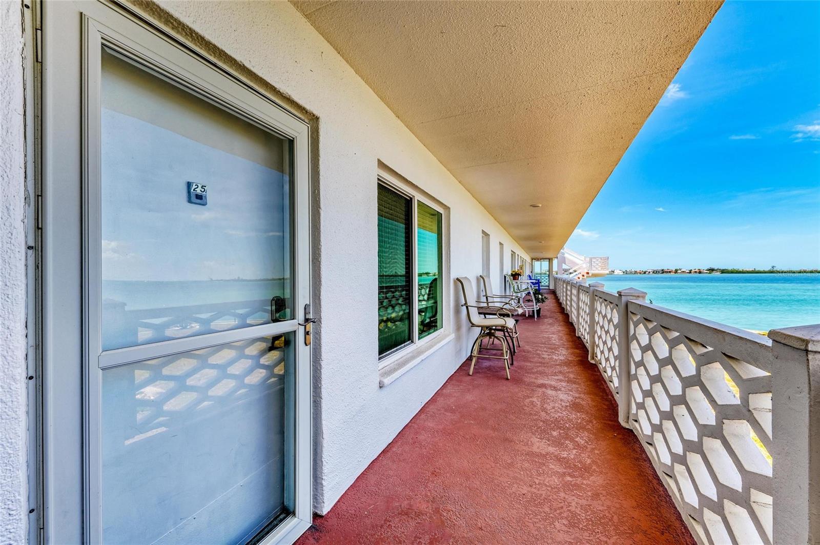767 JOHN RINGLING BOULEVARD 25
