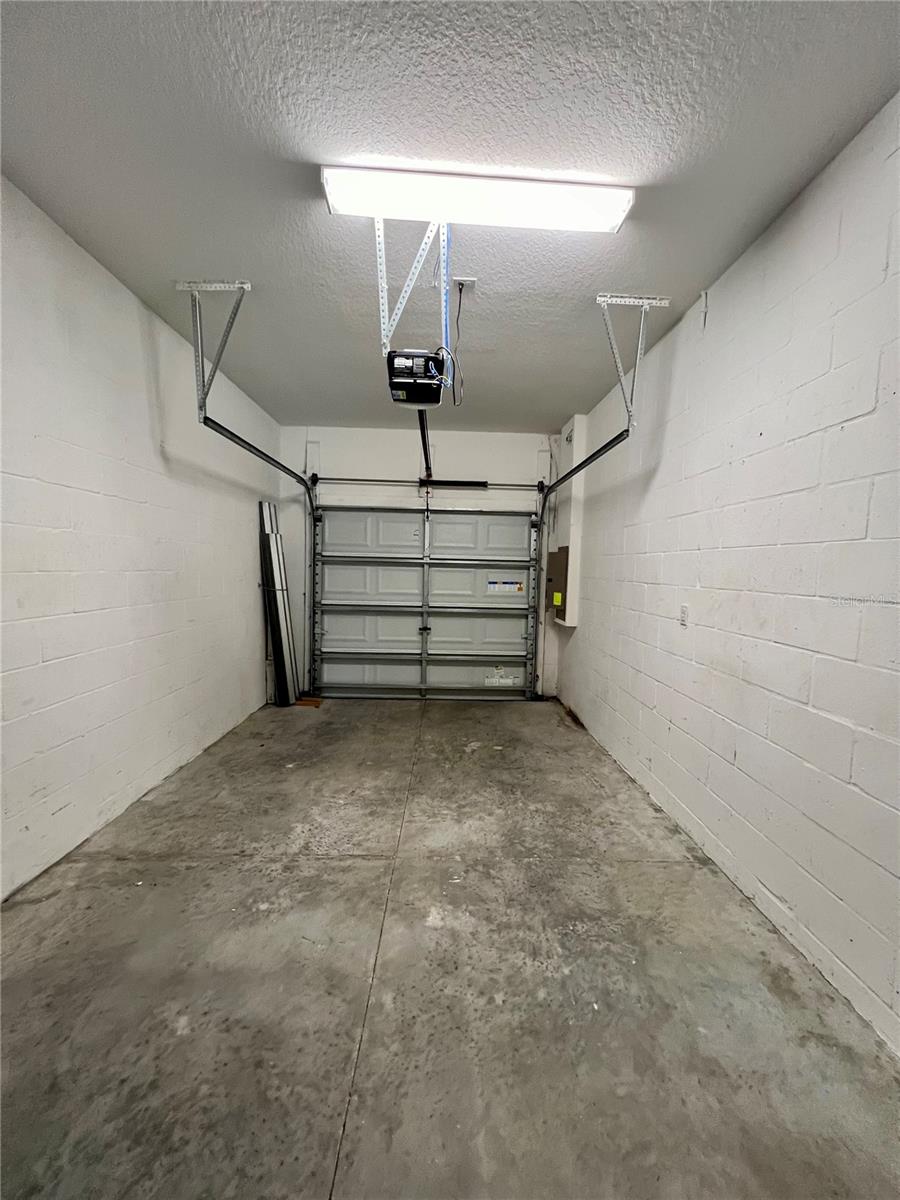 TOUCHSTONE PH 1 - Residential Lease