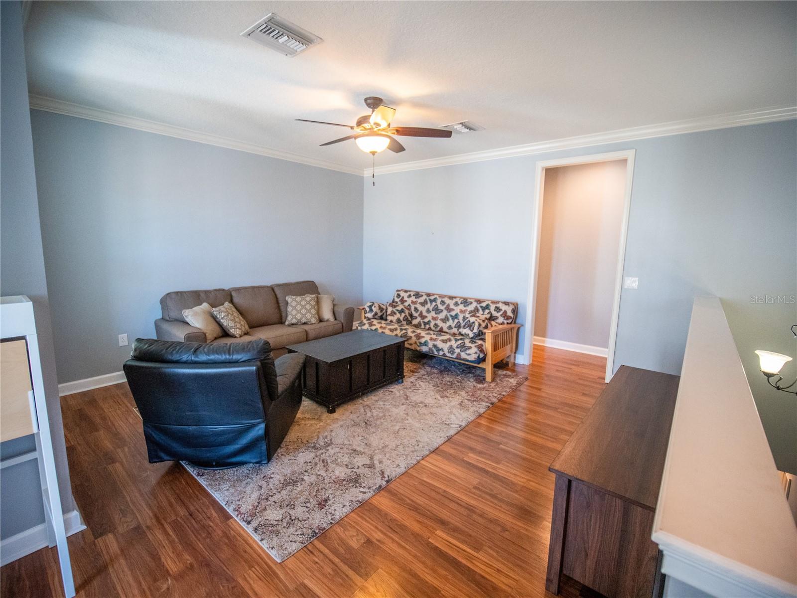 TAVARES ETOWAH PH 01 PB 45-49 LOT 39 ORB PG 1986 - Residential