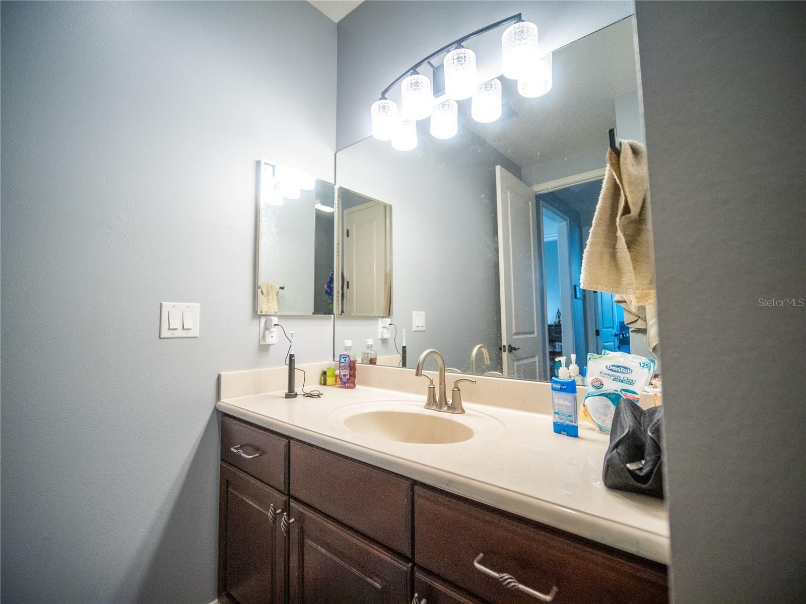 TAVARES ETOWAH PH 01 PB 45-49 LOT 39 ORB PG 1986 - Residential