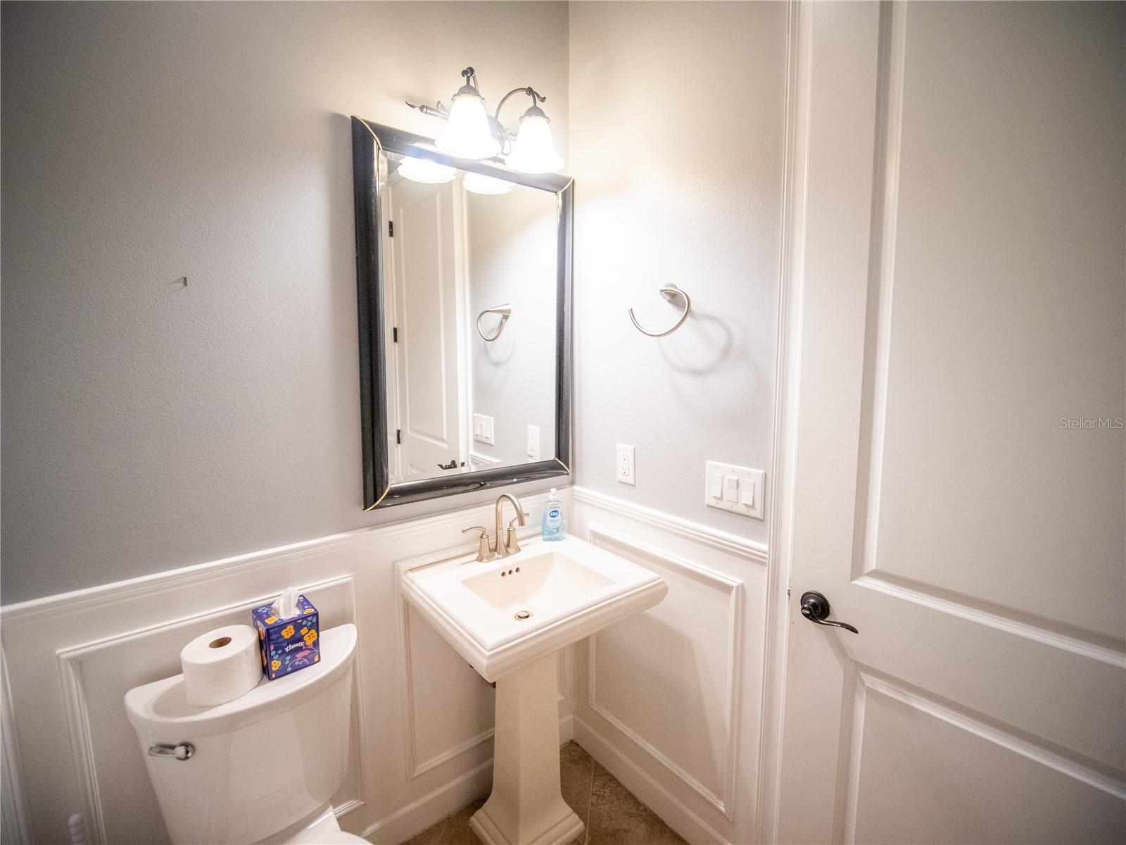 TAVARES ETOWAH PH 01 PB 45-49 LOT 39 ORB PG 1986 - Residential