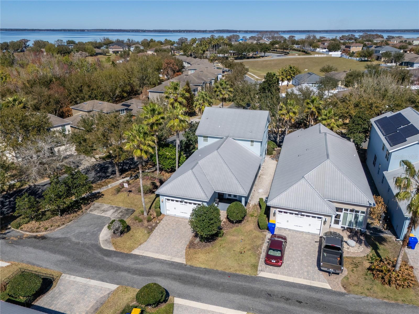 TAVARES ETOWAH PH 01 PB 45-49 LOT 39 ORB PG 1986 - Residential