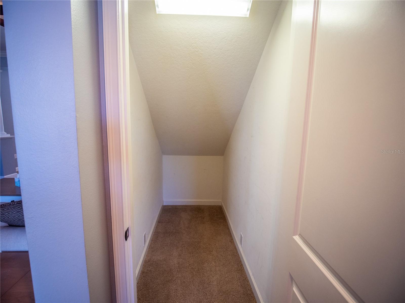 TAVARES ETOWAH PH 01 PB 45-49 LOT 39 ORB PG 1986 - Residential